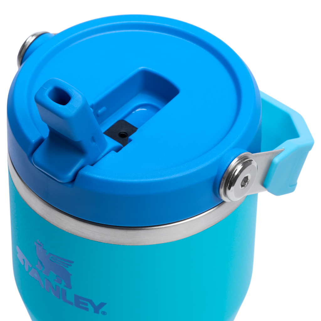 The IceFlow™ Flip Straw Tumbler | 20 OZ - Stanley Create